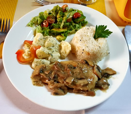menu dos carnes para eventos de bodas cena tipo buffet en bogota